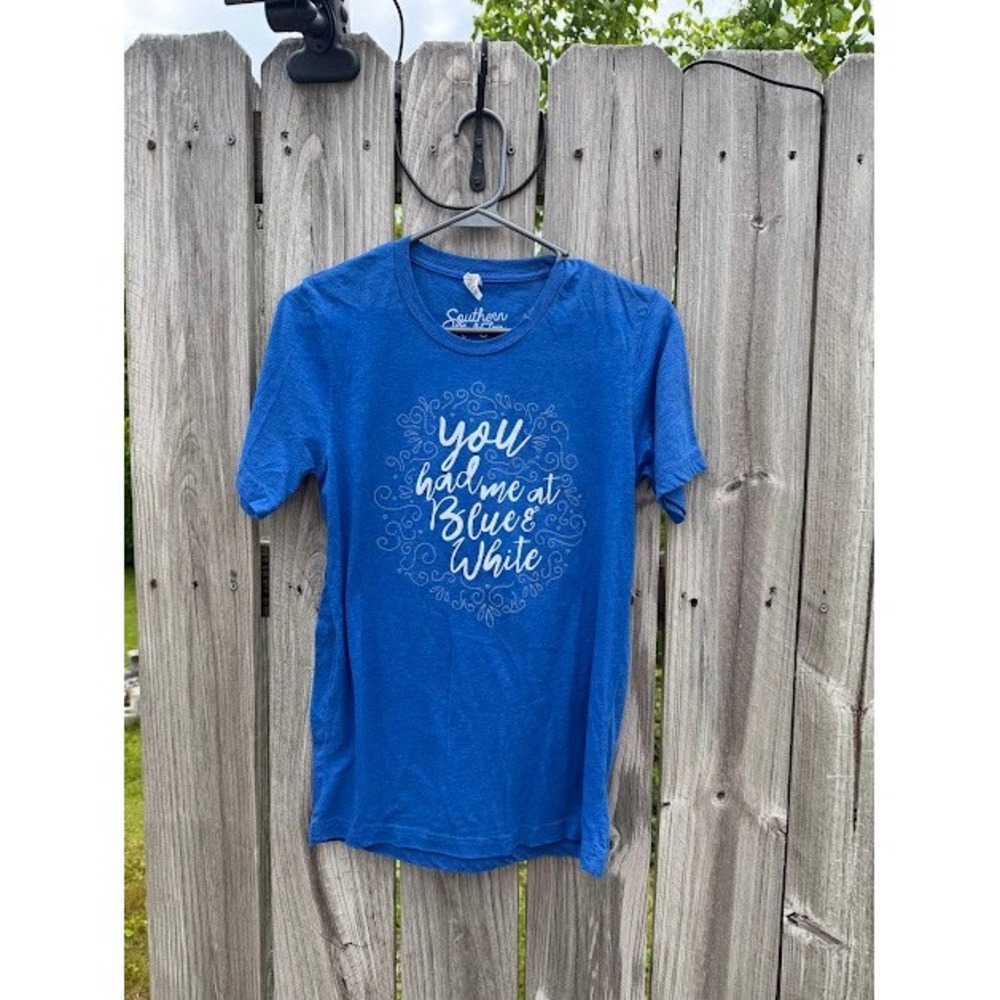 Southern Made Tees‎ Blue and White Graphic T-Shirt Bella Canvas Small Distressed